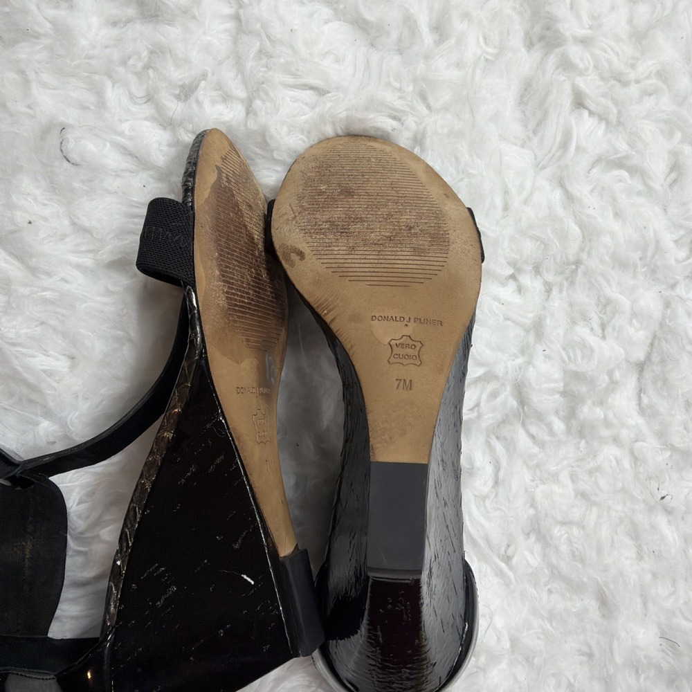 Donald J Pliner VIRGINIA WEDGE SANDALS T Strap Open Toe Patent Leather Platform - Picture 7 of 8